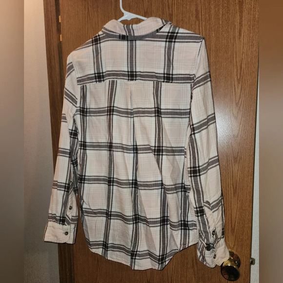 SO Size Large Cozy Plaid Button Down Flannel - Picture 10 of 10